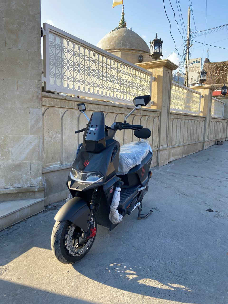 متاح دراجه تالج بومه الوحش 
ملف 2000 
ست بطاريات مسطره 
الون المميز اسود 
ماشي KM 400
تواصل ع رقم مكلف بل نشر 
*********** 
بسعر مناسب
