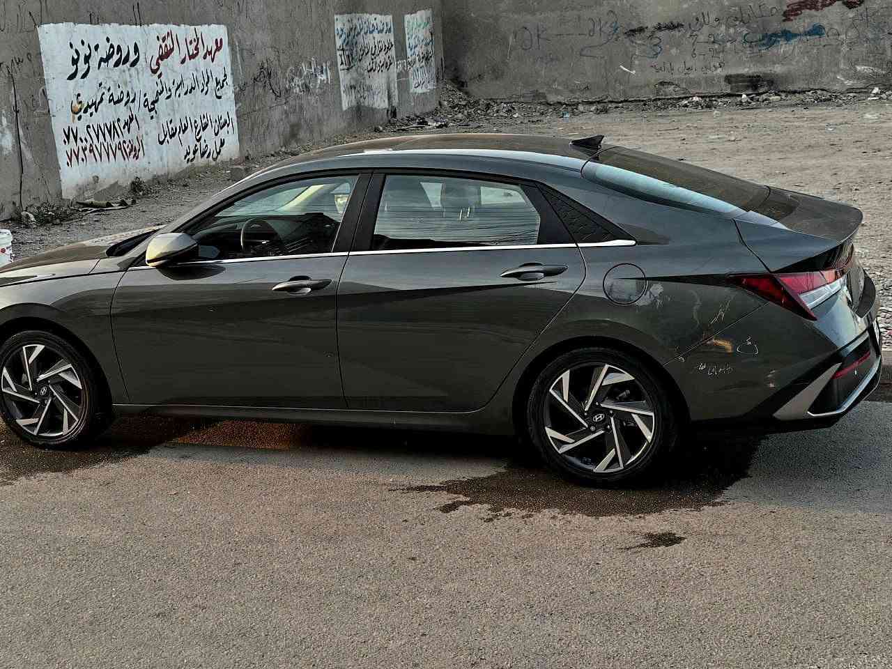 النتر هايبرد 2024 فـول مواصفات 1/1 وارد امريكي حادث خفيف كما موضح بل صور السياره باسمي ثاني يوم احولك المكان بغداد 

الَـسـعـر 175$ 
للتواصل ***********

