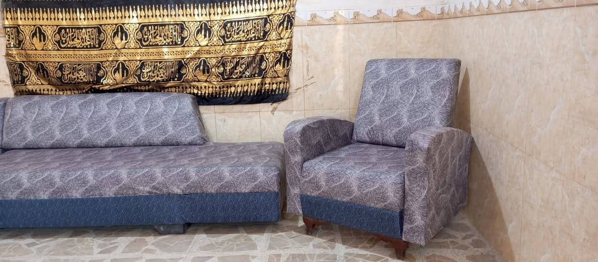 تخم ديوان للبيع نضيف 7 نفرات السعر 145 نجف *********** نجف اكو توصيل بلكروه نجف *********** نجف اكو توصيل بلكروه نجف *********** نجف
