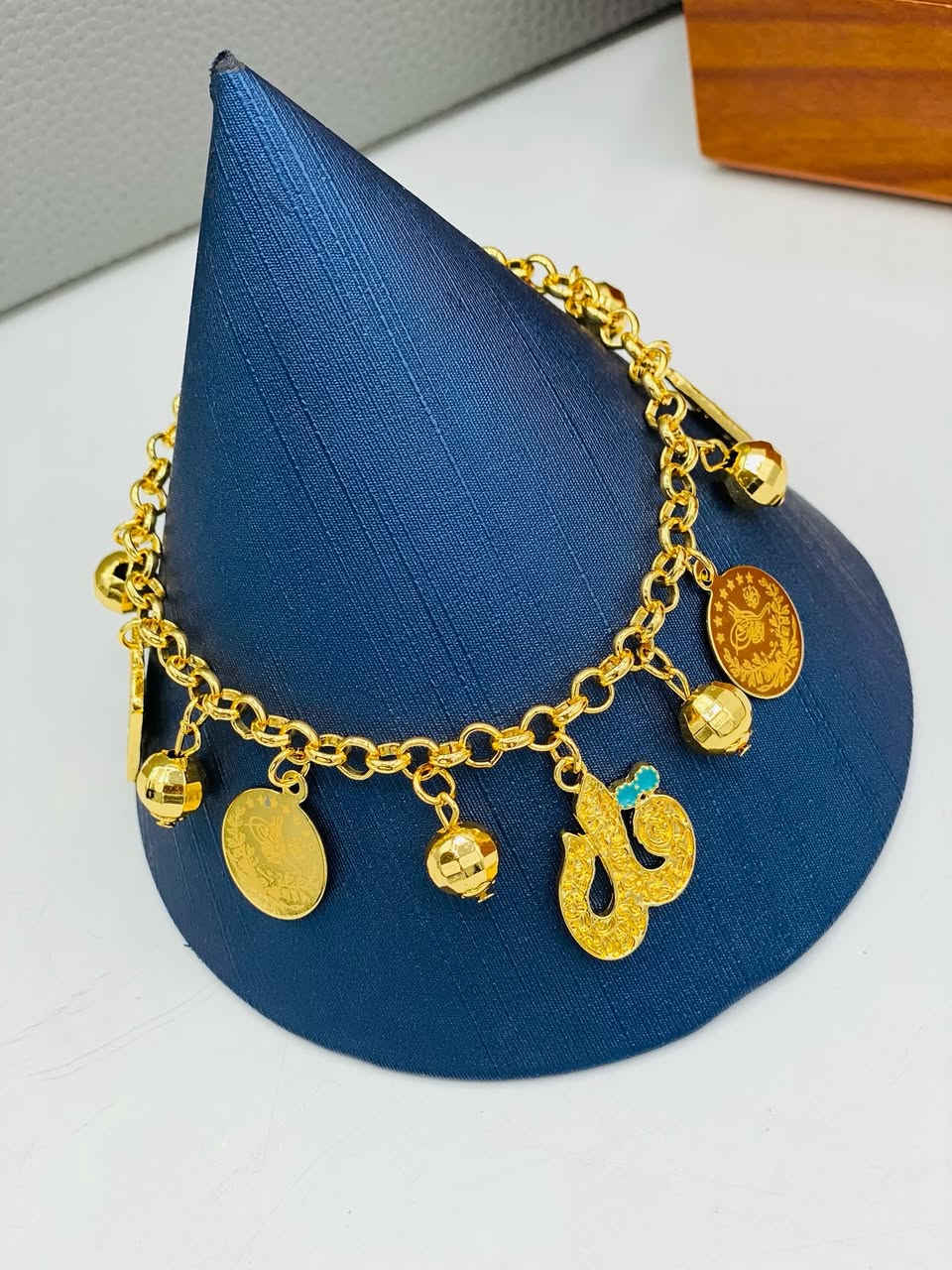 🦋 سوار فرفشة ترند
أناقة ناعمة ولمعة تخطف النظر ✨
قطعة مميزة تكمل إطلالتك بكل بساطة وجمال 💖
‏_______________girly______________
نتميز بكل ما هوة جديد بعالم الاكسسوارات 💍
للاستفسار يرجى مراسلة الصفحة 📩
أو زورونا بموقعنا الكائن في:
📍 تكريت – مجمع العقيق التجاري مقابل منتزه زيونة
🚚 يتوفر توصيل إلى كافة محافظات العراق
#اكسسوارات #سوار #ذهب_برازيلي #ترند #اكسبلورexplore


**إذا كنت صاحب هذا الإعلان وتريد حذفه لأي سبب، رجاءا أرسل رسالة إلى الدعم الفني**