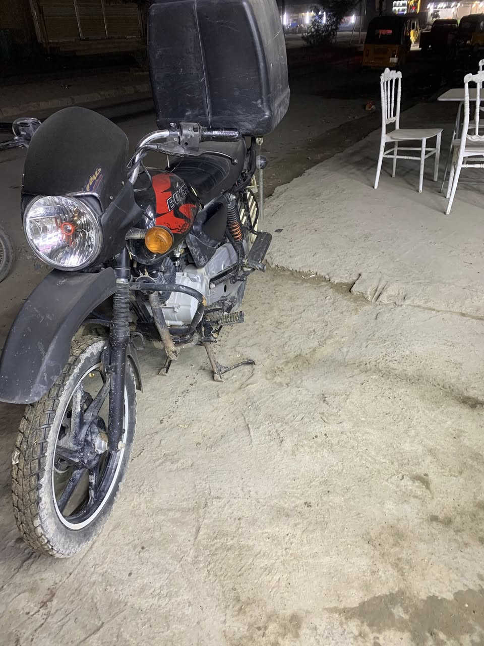 السلام عليكم دراجة بوكسر موديل 2022نضيفة دراجة حلوة رقم وسنوية تحويل نفس اليوم دراجة كاملة مكملة احلى من الصور السعر مليونين و250.  العنوان تاجي سبع البور 
***********
