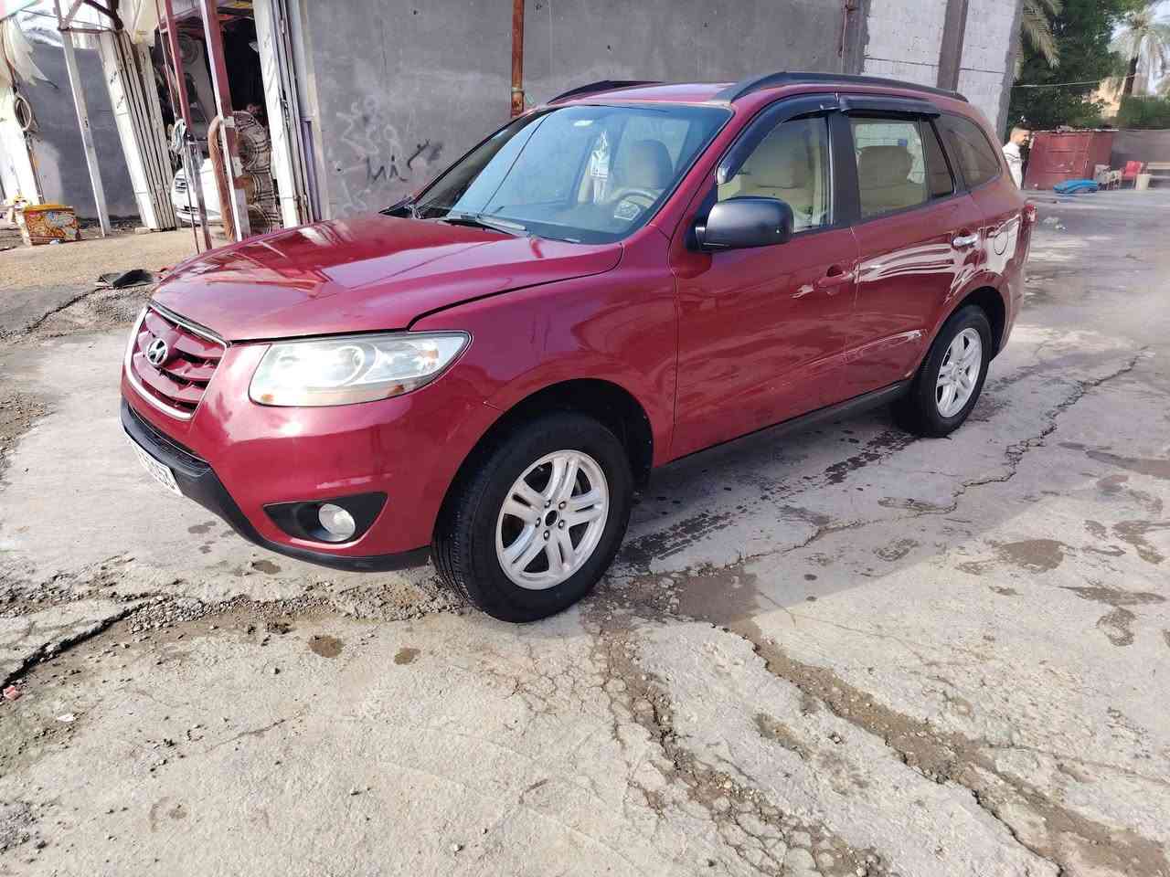 للبيع او مراوس 
سنتافي  2011
أمريكي مكينه 2400
بيها 5 قطع صبغ وسونارها موجود
مكانها بابل المحاويل
للاستفسار *********** المصيب, بابل
