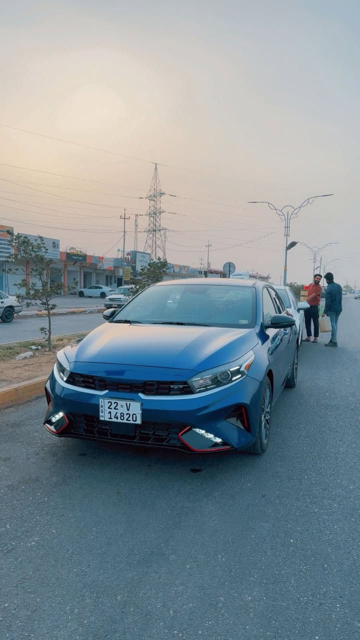 سلام عليكم فورتي فول مواصفات مكفوله كفاله عامه حادثه بس دعاميه
مديل2024
ماشيه 25ميل
ممتواجد ع فيس 
رقم شمالي بسمي
***********
