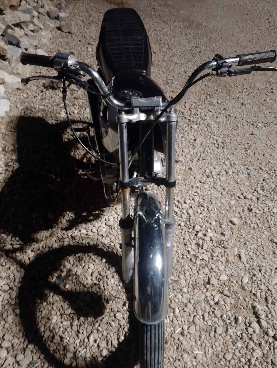 سلام عليكم اربع كير اوراق أصولي الدراجه فول شلعه موديل 19محرك 23نجف الاشرف السعر 600وبيه مجال***********
