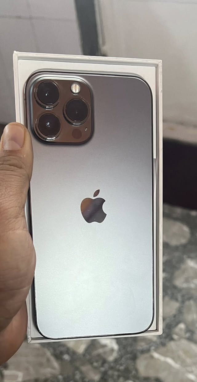 السلام عليكم ايفون ١٣بروماكس ذاكره ٢٥٦ضد المي وتر
جهاز جدي كلشي شغال علوضع الشركه شخط مابي نموذجm 
بطاريه ٧٤ مكفوله من الصرف ابد ميصرف السعر٥٦٥
بغداد شعب ***********
