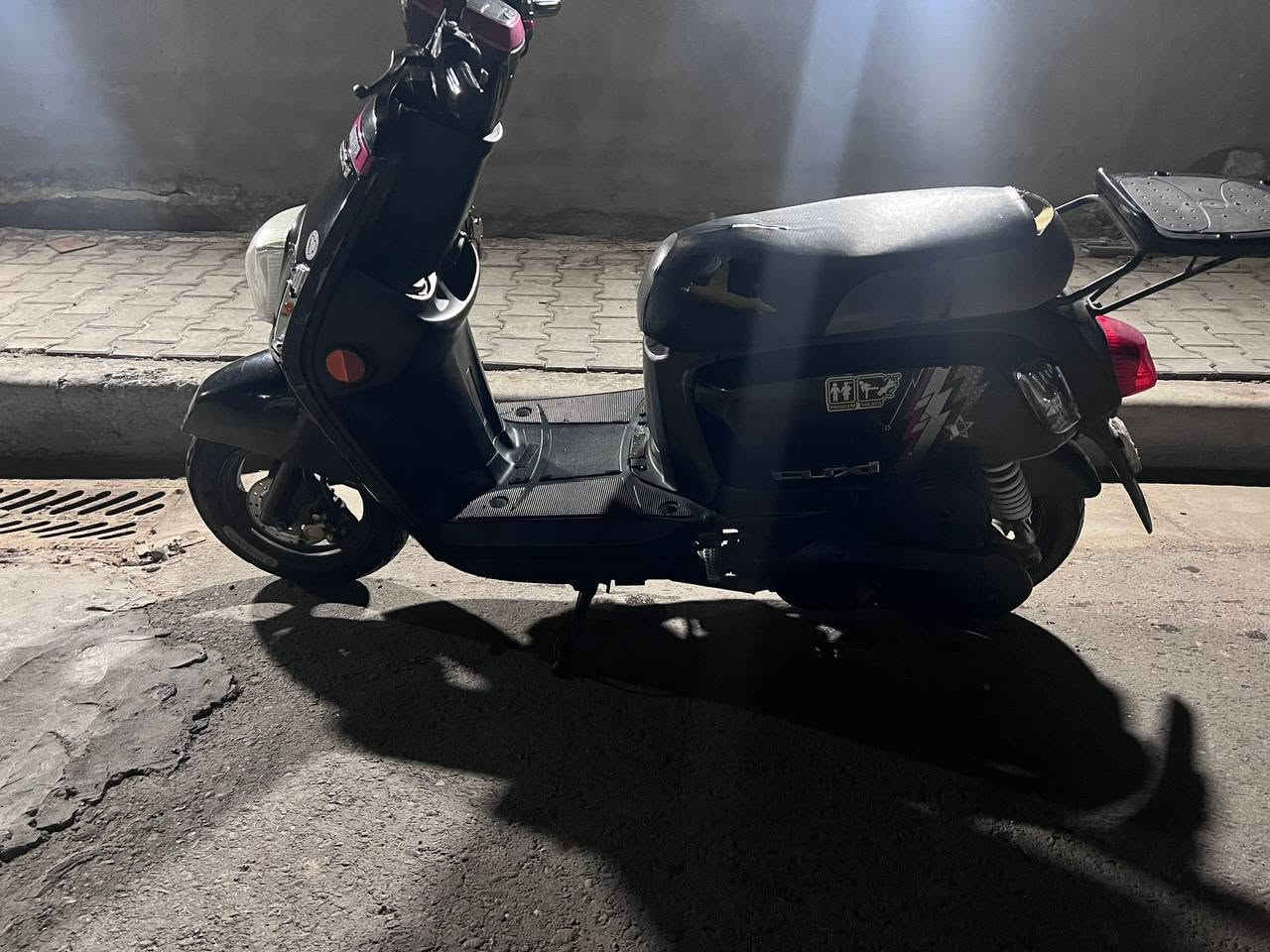 دراجه بوليس للبيع موديل 13🏍 دراجه فول ختم واحد ويا  المكينه بيه شخوط واضحه والدراجه بلاد ماملعوب سعره 800 وبيه مجال مكاني الطيفيه رقمي *********** متواجد خاص او مراوس  بسيفان 25 او26
