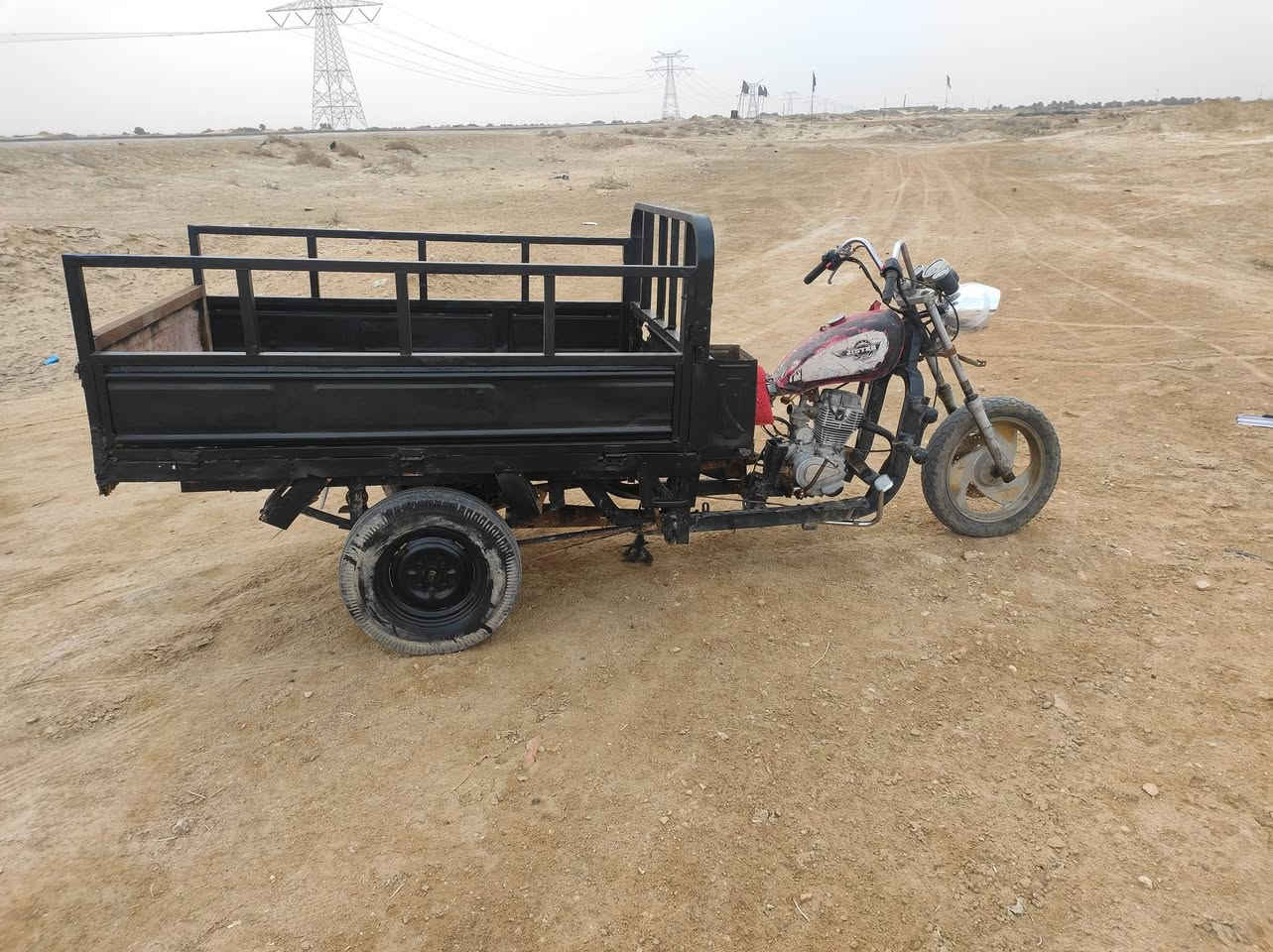 سلام عليكم ابيع ستوت متيار موديل 11 نضيفه محرك وشصي شرط 400 بيه مجال ماكاني شنافيه ***********
