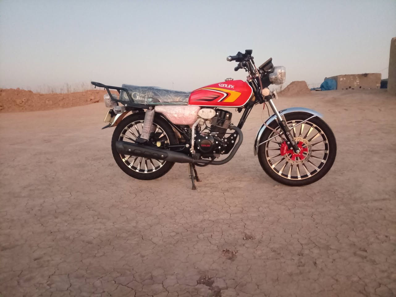 سيفان ضاقطه وزنجيل موديل 2025كفاله عامه بصمه نضافه 100مكان عزيزيه اتصل 0784391106


**إذا كنت صاحب هذا الإعلان وتريد حذفه لأي سبب، رجاءا أرسل رسالة إلى الدعم الفني**