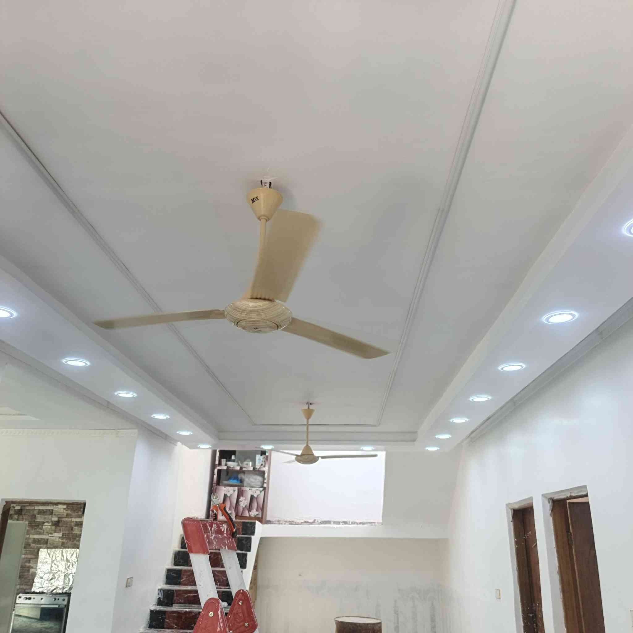 ✨ ديكور بيتك سر راحتك ✨
خلي بيتك يحجي بذوقك الخاص!
🔹 جبس بورد مديلات متاحه
🔹 بديل خشب وبديل رخام فاخر
🔹 أسقف معلقة بأفكار مميزة
🔹 تصاميم عصرية وكلاسيكية تناسب ذوقك

📍 خبرة + جودة + ذوق عالي = ديكور يغير حياتك
📞 للتواصل والاستفسار: [*********** ]
