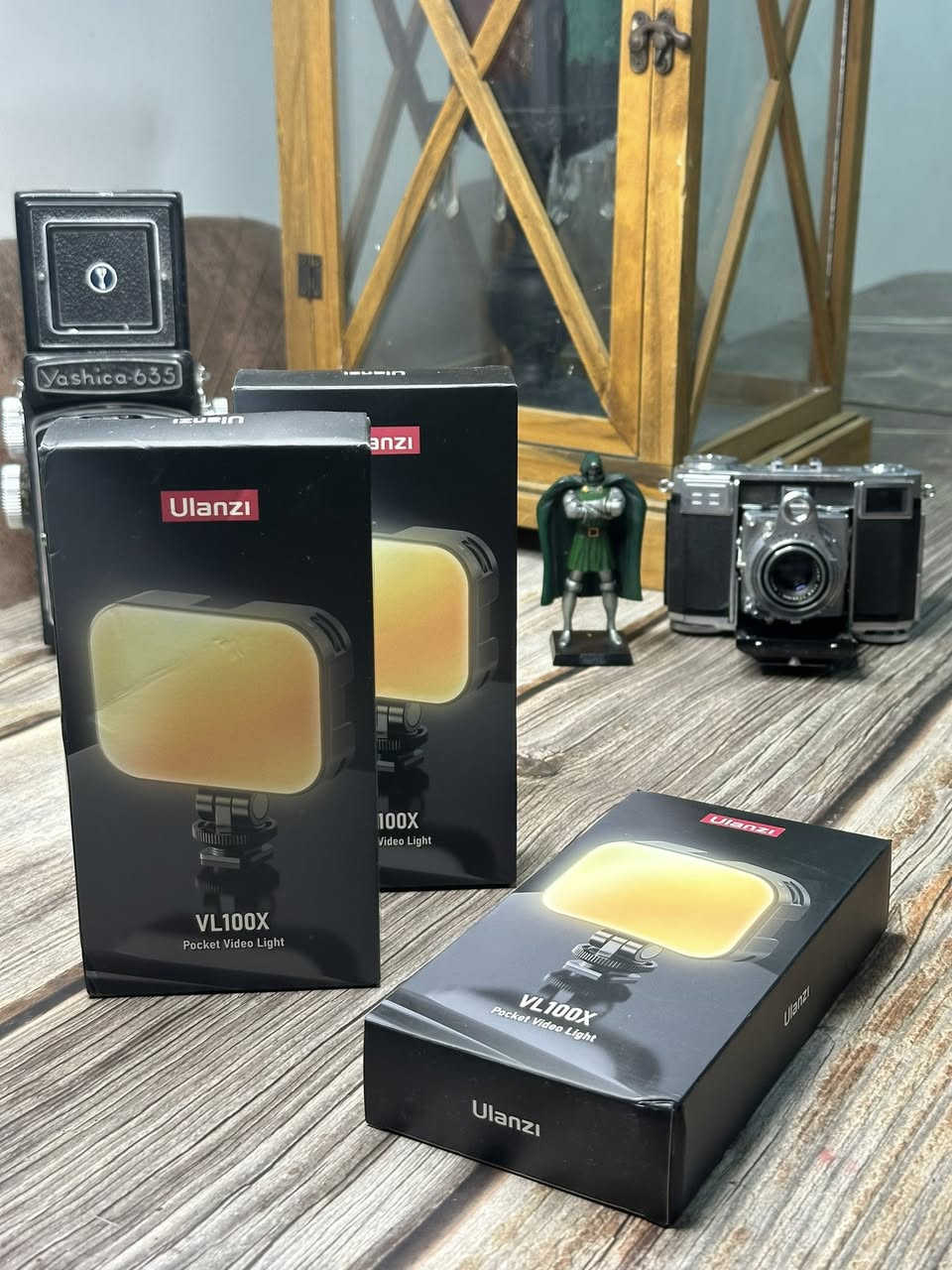 اضاءه صغير من شركه Ulanzi  جديد
السعر ٢٥ الف مع التوصيل 
***********
