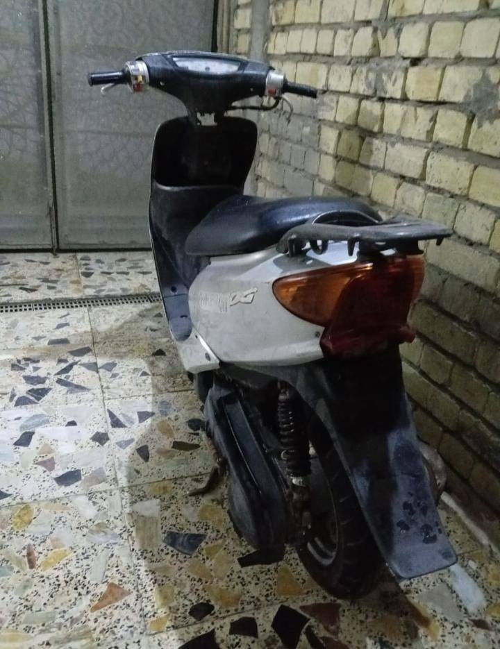 سلام عليكم درجه عصفوريه ياباني درجه خير من الله شلعه ومعدال شغاله سلف وهندر مكينه ناعمه كهربائيات كله  شغال شاير  شغال بريك خلفي بل مكان  لايت عالي ناصي  مكفوله.
مكاني بغداد بلديات شارع المدراس
السعر 250
رقمي***********
