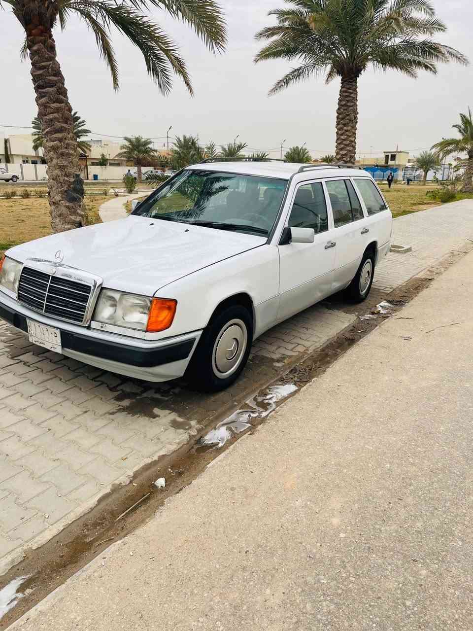 السلام عليكم مارسيدس دب للبيع مديل ٩٢ محرك وكيد جديدة كفاله السعر ٥٥ مكاني نجف ***********
@إشارة
