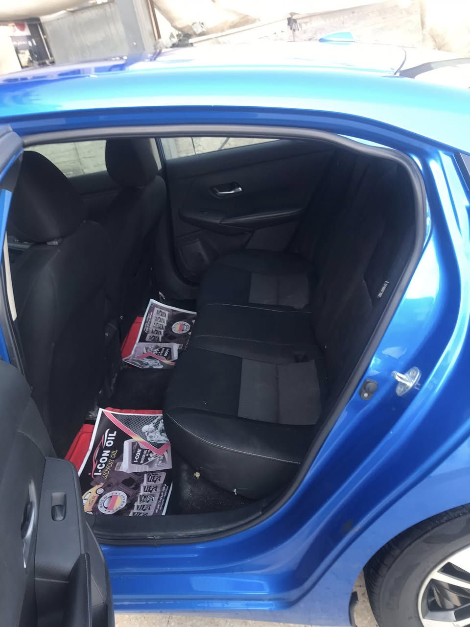 سلام عليكم للبيع نيسان سنترا معوقين موديل 22ماشيه77الف حادثه جاملغ وبنيد سعره 115وبيه مجال مكاني بغداد شهداء سيديه رقم سيارة كربلاء *********** هاذا رقمي
