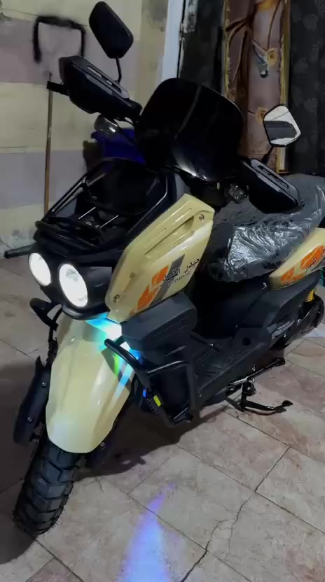 السلا عليكم اخوتي دراجه شحن للبيع نوع ابادشي بطارية ليثيوم دراجة جديده طالعه من البيت ٣مرات وهاي شوفت عينكم اي استفسار على الرقم بي واتساب هم ***********
