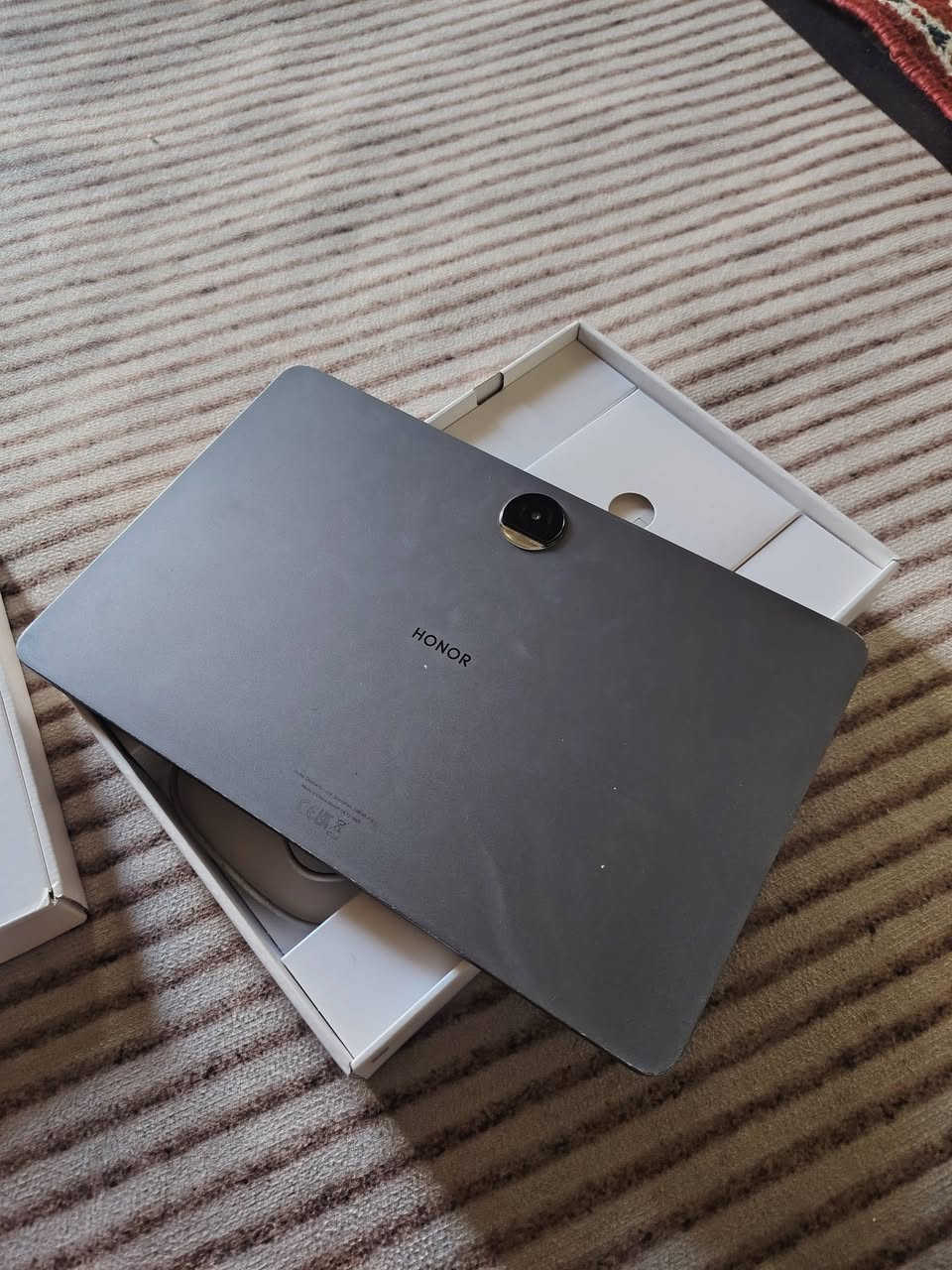 سلام عليكم
ايباد هونر باد 9 
ذاكرة 256
عشوائية 8في 8
كامل ملحقاته
سعر خاص 
مكاني ناحية الطليعة 
الايباد مستخدم 4اشهر بعده في حالت  الضمان


**إذا كنت صاحب هذا الإعلان وتريد حذفه لأي سبب، رجاءا أرسل رسالة إلى الدعم الفني**