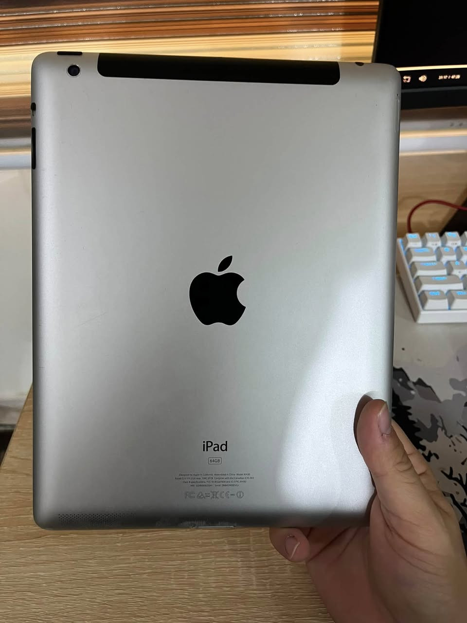 قيم واخذ
iPad 3
64gb
SIM card 
Failed to activate
وياه شاحنة وكيس
مكاني حلة متوفر توصيل


**إذا كنت صاحب هذا الإعلان وتريد حذفه لأي سبب، رجاءا أرسل رسالة إلى الدعم الفني**