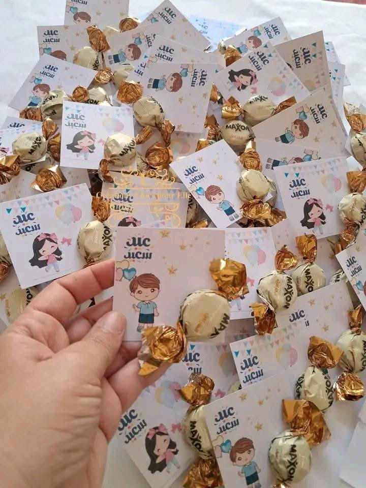 توزيعات #العيد  
بمناسبة اقتراب عيد الاضحى وفرنالكم  توزيعات عيديه للاطفال وكارتات فارغه وبوكس شوكلاته😍
أجعل عيد الاضحى مميزاً لأطفالك مع توزيعاتنا الرائعة تضفي بهجة وسعادة على أجواء الاحتفال😍
يوجد توصيل لجميع محافظات العراق🤍


**إذا كنت صاحب هذا الإعلان وتريد حذفه لأي سبب، رجاءا أرسل رسالة إلى الدعم الفني**