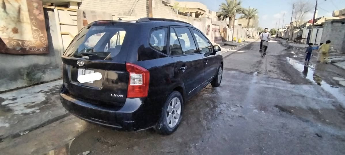 السلام عليكم.. كيا كارينز 2008 رقم بغداد دولي بأسمي سنويه وهزه جديده وارد امريكي صبغ حزام حادث جاملغ امامي  محرك 2700 المرغوب 5 كير خمسه راكب سياره جاهزه السعر 80 وبيها مجال مكاني بغداد ابو غريب شراي يتصل مارد علفيس ***********

