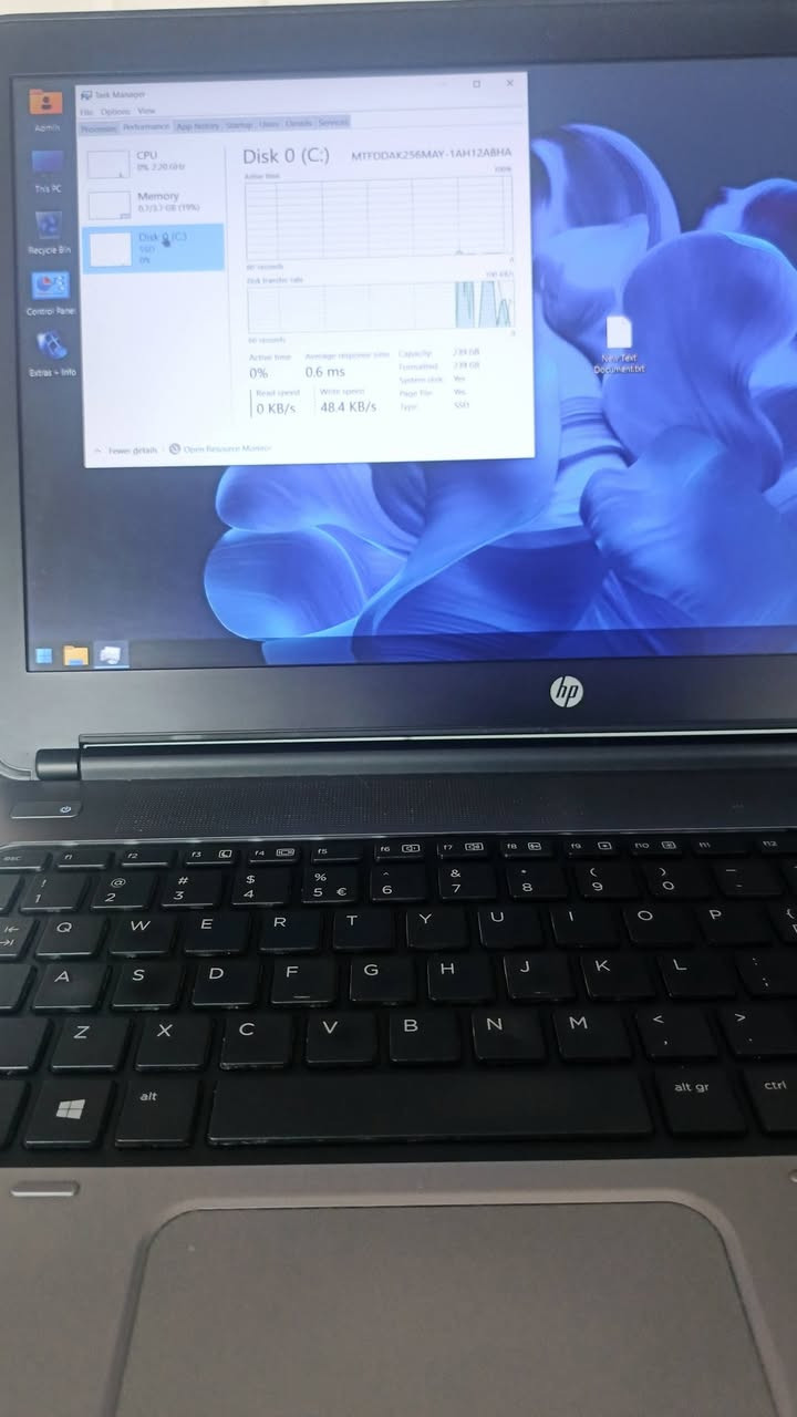​🛑 صيد الثمين! لابتوب Core i7 بسعر ما يتفوت! 🔥👇
تبحث عن لابتوب سريع، يتحمل الشغل، وبسعر على قد الإيد؟ مكتب محمد الصباح جابلك الحل المثالي!

​جهاز HP العملاق بمعالج HQ القوي، مخصص للأداء العالي والدراسة والأعمال المكتبية والتصفح السريع.

​🚀 ليش هذا الجهاز هو اختيارك الصح؟

​المعالج: Core i7 فئة HQ (أداء قوي جداً يختلف عن المعالجات العادية).

​السرعة: هارد 256GB SSD يخلي الجهاز يشتغل بثواني وبدون أي تعليق!

​الرام: 8GB لتشغيل عدة برامج بنفس الوقت بكل سلاسة.

​الشاشة: 15 بوصة مريحة جداً للعين أثناء الدراسة أو مشاهدة الأفلام.

​الحالة: نظافة الجهاز ممتازة والبطارية بحالة جيدة جداً وجاهزة للاستخدام.

​💵 السعر صدمة!

​165 ألف دينار عراقي فقط! 💥 (أقوى مواصفات بأقل سعر بالسوق).

​📍 تفضلوا بزيارتنا أو الحجز الآن:

​📞 رقم الهاتف: ***********

​🏢 العنوان: مكتب محمد الصباح للحاسبات | تلعفر - حسنكوي - مقابل ستوديو مي.

​الكمية محدودة جداً.. الحق على رزقك ونورنا بالمكتب! 🛒✨
