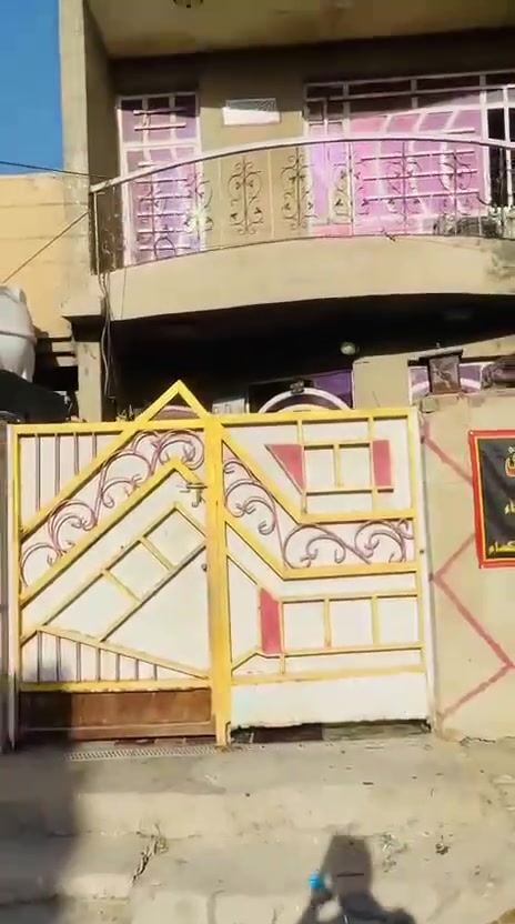 سلام عليكم بيت ١٠٠ م طابقين للبيع اني صاحب البيت ب اسمي بيت نضيف
العنون الحسينيه الراشديه مسقط

اتصال وبيك خير ودلل 
***********
