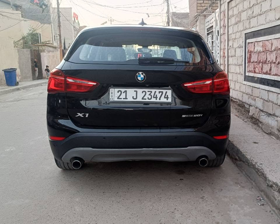 للبيع فقط بدون مراوس ولاقسط
السعر 118 ورقه للاتصال *********** و
بي ام x1  موديل 2019 وكالة العروش 
رقم سليمانيه تحويل او وكاله
محرك 2000 تون تيربو كير اوتو محرك وكير مكفولات 
التبريد شغال .ماشيه 167 الف كيلو
بصمه .شاشه . كشنات جلد . تحكم استيرن . حساسات . مري شفط . كير شفتات بالاستيرن. انظمة قيادة
صدر وتخم تاير نظيف 
وكالة العروش مكفوله من الصبغ والحادث فقط بيها بارد موجوده بالسونار ويا الصور 
المكان بغداد الزعفرانية بغداد, العراق
