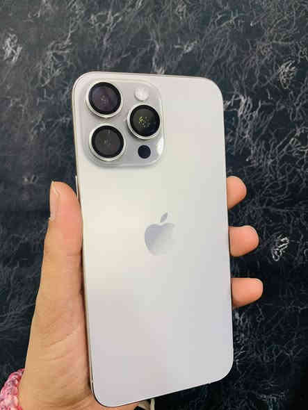 آيفون 15برو ماكس 
ذاكرة 256GB

بطارية100‎%‎مبدلة اصلي 

نموذجM//تك سيم

نضافه 99‎%‎

مبدل شاشة اصلي شرط 

مال تفليش 

كامرة دمعه💧

لون تيتانيوم 

سعر 🔥

***********

واتساب
