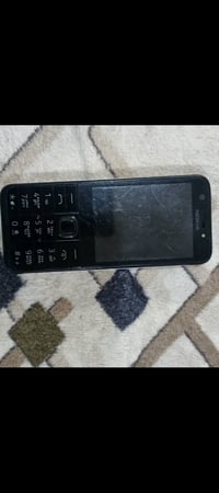 نوكيا ٢٣٠ • باب اول • شاحن اصلي