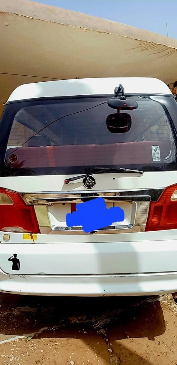 فتون  للبيع موديل 2014
نظيفه خير من الله 

رقمه بغداد 

مكانه واسط الصويرة

***********
