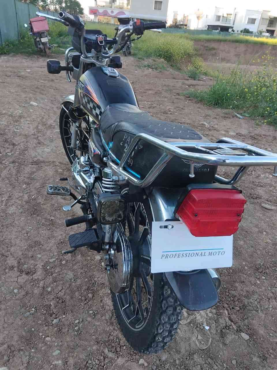 للبيع
بارت 200
منافيس كامل
تواصل
***********
