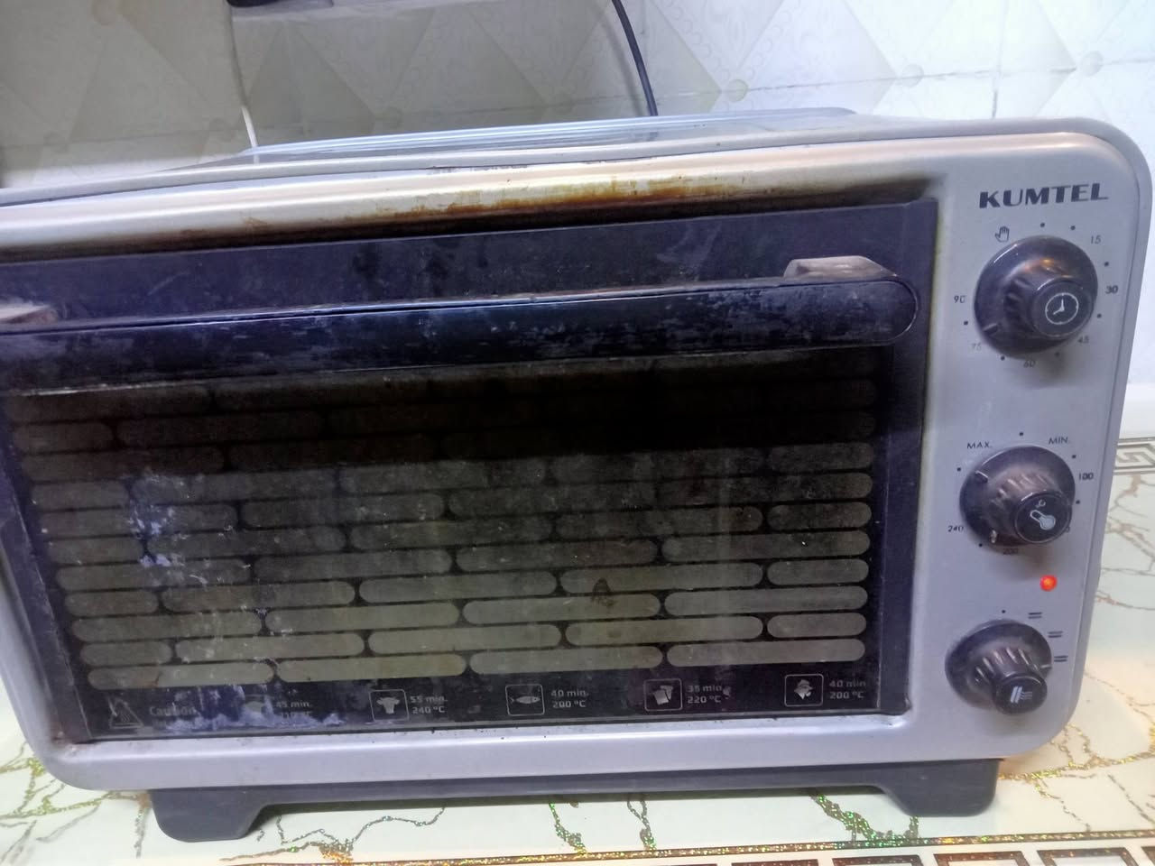 اوفن مستخدم وشغال حجم الوسط السعر ٤٠ وبي مجال
التواصل عالرقم ***********
