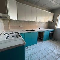 شقة ١٠٠م • سند مستلم • عمارة ٢٨c