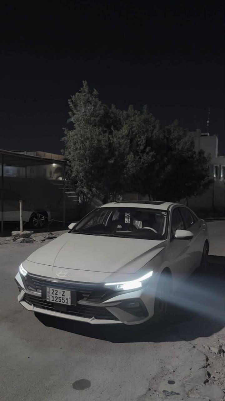 سلام عليكم النترا تجميع الصيني ماشيه ١١٠٠٠ الف سياره مكفواله كفاله عامه بيه عدا رصعه خفيفه بل باب السايق السعر السياره ١٥٣ وبيه مجال بسيط مكاني الكراده *********** واتساب متوفر
