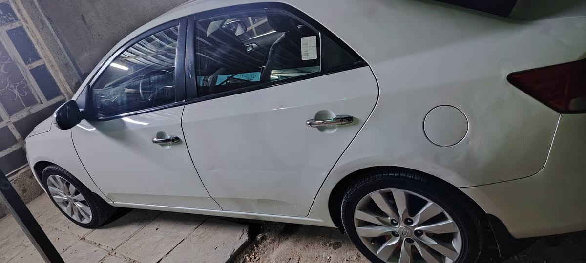 م
سلام عليكم ورحمة الله وبركاته سيراتو 11 البيع سياره فول فتحه مري شفط كير محرك مكفول سياره كفاله ماعد جاملغ صبغ بدون دواخل رقم اربيل سياره جديده سعر سيارة 100 وبيه مجال الطيبين 🌹 رقم الهاتف ***********
