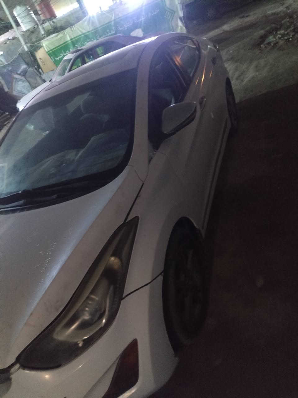 سلام عليكم اخون سيره ادوات مكفوله من الكص بيه مكانات صبغ مكفوله من كولشي سياره مكينه جديده حداده تخم تايرات موديل ٢٠٠١٦ مكاني نجف مكلف بنشر الي يريد يتصل بصاحب سياره  سعر ٤٣ ورقه سياره جديده ***********
