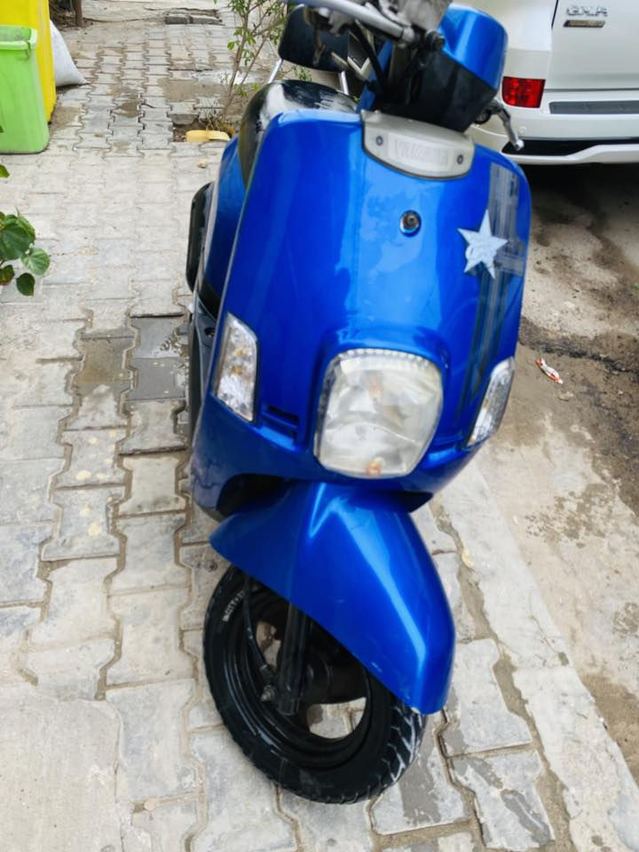 سلام عليكم دراجه بوليس كابريته دراجه حلوه وكلشي ما ناقصهه دراجه توه منزلهه رمبه داخل املح تجي وتشوف بعينك مكانهه المعقل 
***********
