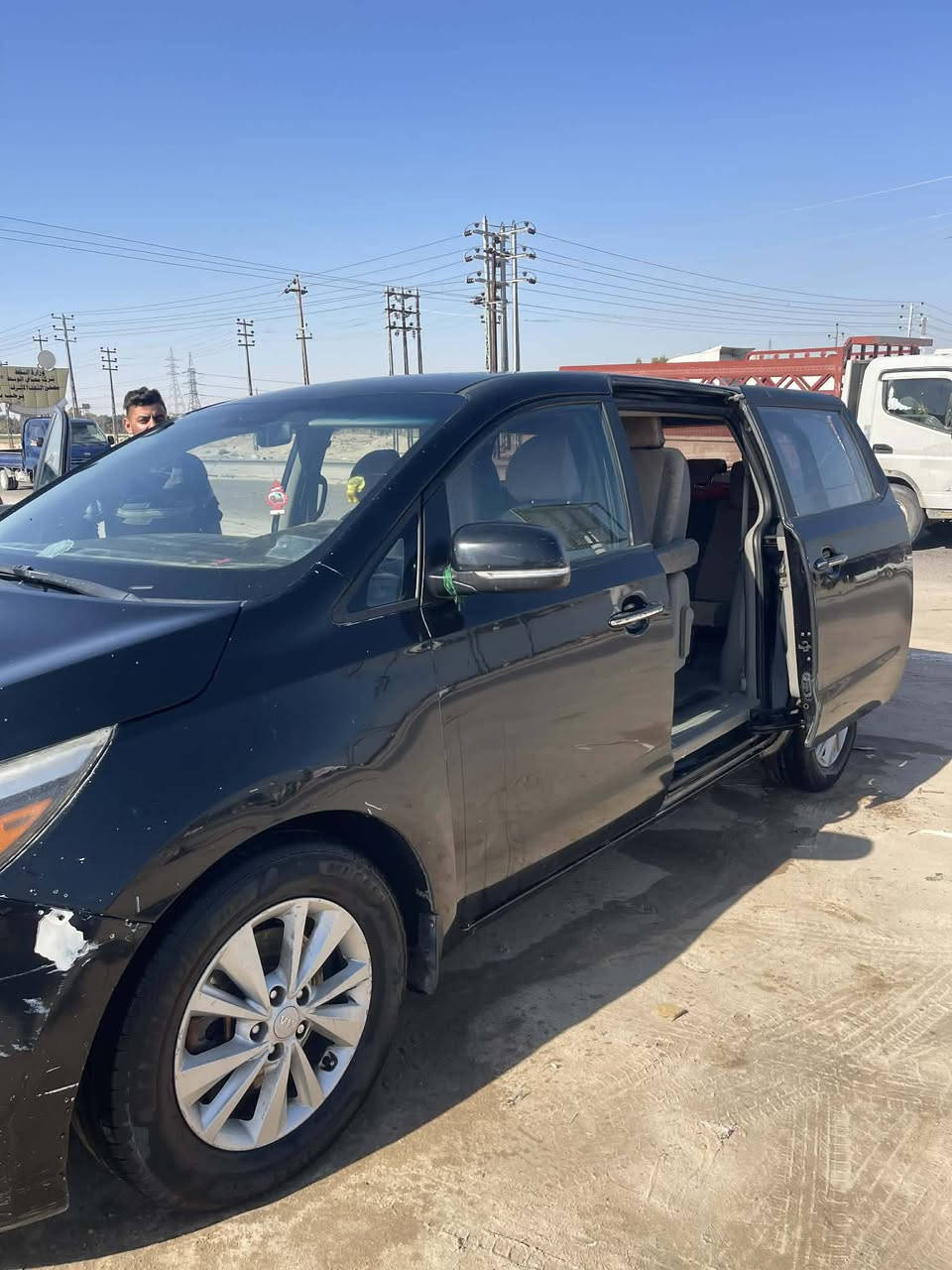 سلام عليكم
سيدونا 16 بغداد حادثه جاملغ وبنيد 

بيه مكانات صبغ بدون دواخل 

مكينه حداديه تخم تاير تبريد جاهزه من كلشي 

سعره 150 بيه مجال بيع او مراوس بأحدث 

***********
