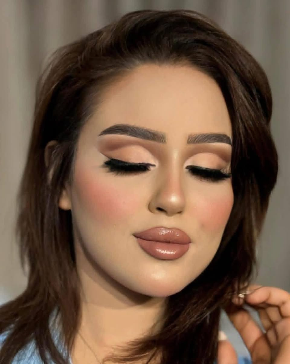 تم افتتاح صالون جوان بالبعبود مقابيل كباب ريحانه وعروضنه جنن عروض عيد لحب قسم
التاتو صار 20 ألف وإذا مع السحب القديم 25 ألف
قسم لشعر صبغ فقط  توحيد الون 15 ألف صبغ مع تخصيل 😘😘30 ألف نص كب
حفافه مع شمع 10 ألف توريد
شفه 20الف 🥰🥰 مكياج مناسبات 20 ألف وإذا مع شسوار 25 😘😘 فقط حفافه ٧ ألف 
تخصيل فقط نص كب 20 ألف كب كامل 30 ألف قسم تنضيف بشره 
15 ألف تنضيف قدم 10 ألف 🤗🤗🤩😍 قسم المعالج وتسريح حسب طول الشعر العنوان طي مقبيل جامع الرحمان أي استفسار مراسلة الصفحة لماكيره ملااك🥰🥰😘🥰😘🥰😘🥰


**إذا كنت صاحب هذا الإعلان وتريد حذفه لأي سبب، رجاءا أرسل رسالة إلى الدعم الفني**