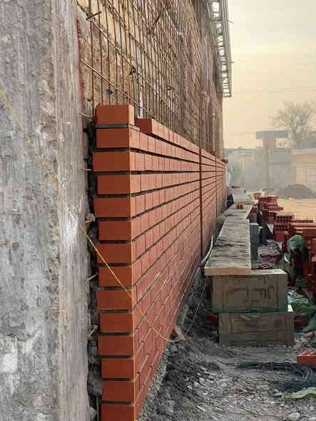 السلام عليكم 
جزء من اعمالي في بناء واجهات الجفقيم الاحمر والاصفر 
***********
