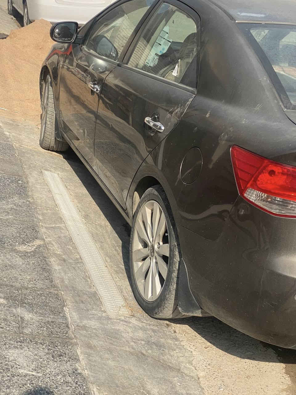 سيراتو خليجي 12 
***********
سعر93 
مكان العامريه بعداد
