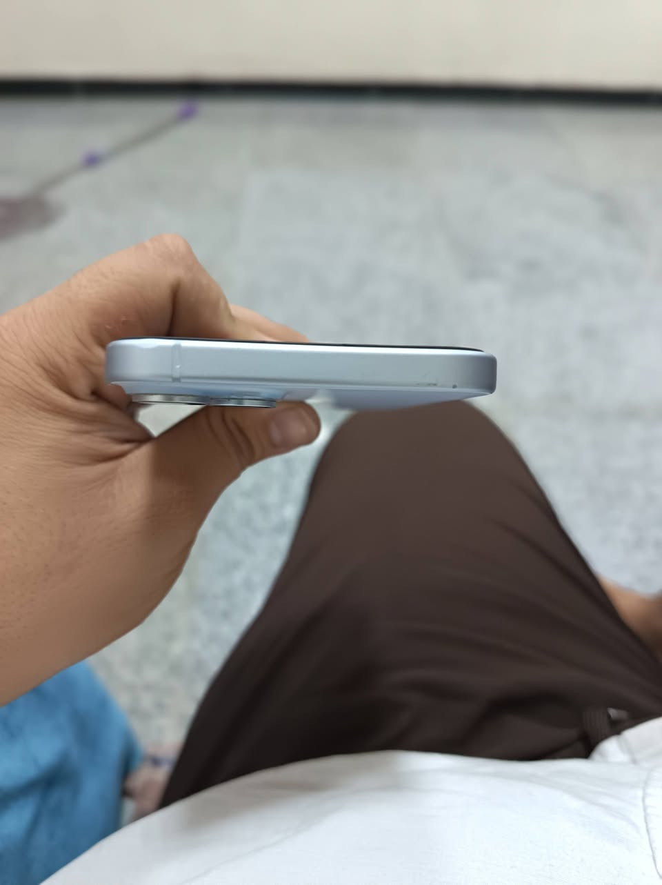 سلام وعليكم إيفون ١٥ بلاس مستخدم بنوعيه جيده جهاز مضموم بي فقط فطر بشاشه فوك انتبه له زين 
وبي صدعه من جوه ذاكره ٢٥٦ بدون كرتونه سعر قيم بل وتساب ***********
