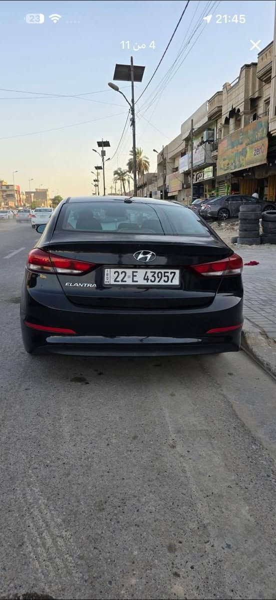 سلام عليكم 
النترا امريكي2017 رقم اربيل سنويه ماساقطه تريد تحويل او وكاله كير مكينه خير من الله تبريد شغال دوشمه ارضيه وكشنات نص مواصفات تدفئه كشنات شاشه كبيره دواره صدر نضيف تايرات نضيفه ضرر السياره تبديل جاملغ +باب السائق اصلي نفس الون  وصبغ باب وجاملغ خلفي  السياره بدون دواخل العنوان بغداد الدوره  سعرهة110 وبيهة مجال رقم الهاتف *********** واتساب
