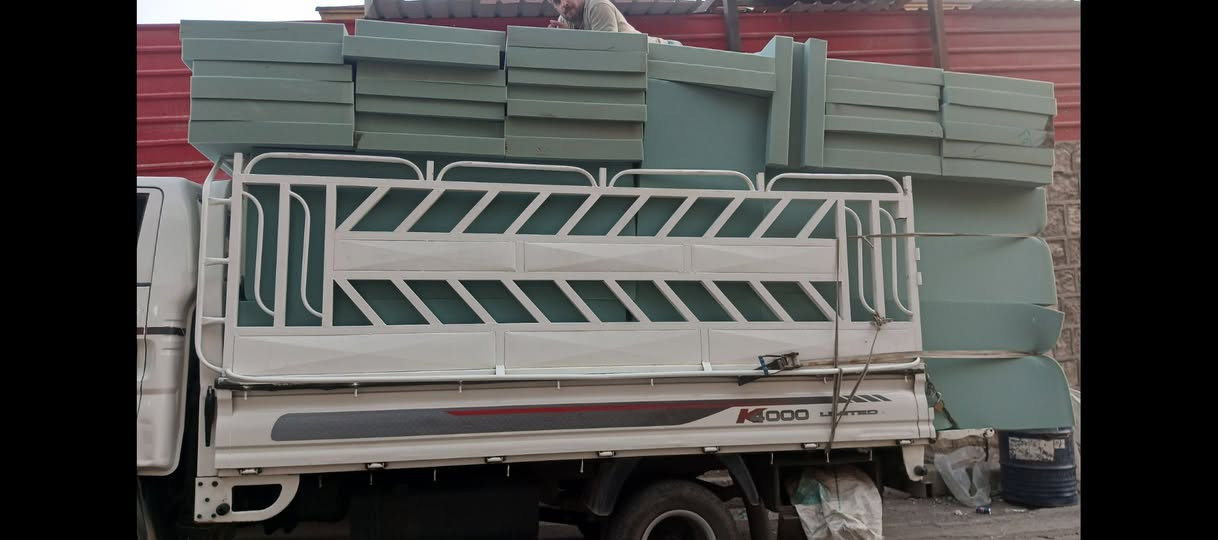 السلام عليكم عندي كيا فحل تحمل 4 طن مستعد بنقل جميع أنواع البظايع والأخشاب والمواد الأخرى من الموصل أو علا المحافظات الجنوبية والشمالية للعلم موقع الكيا وصاحبها في الموصل هاي ارقامي     ***********         *********** خاير  ودلل
