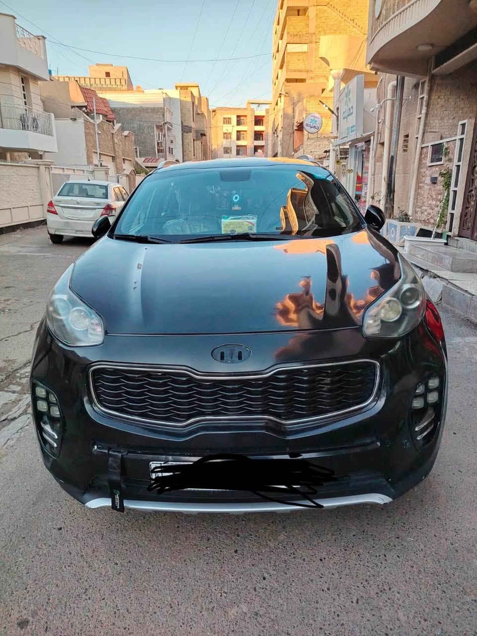 سبورتج ٢٠١٩ امريكي صور الحادث موجوده بلصور سياره جاهزه دينار متصرف عليها مكاني الاعظميه شارع عشرين مكلف بلنشر يعني مو مالتي السعر 146$ وبيها مجال حك الجيه ***********
