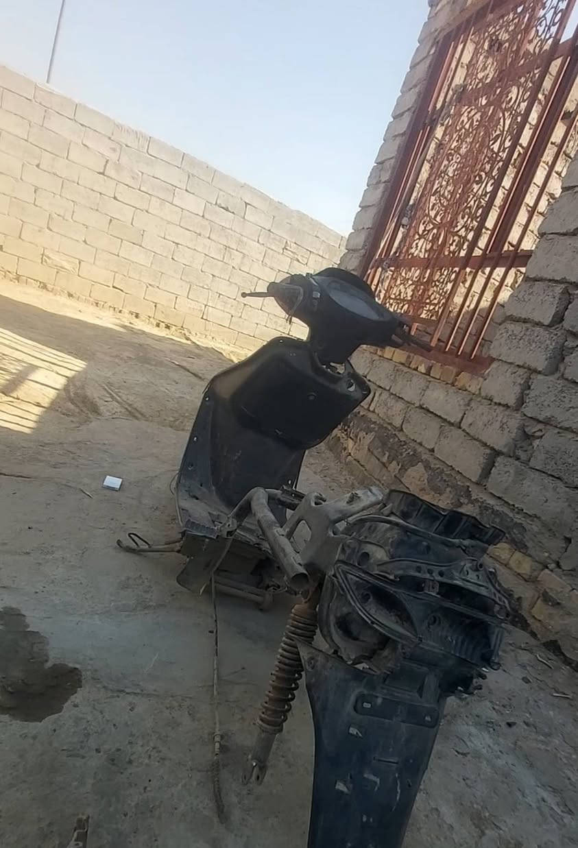 السلام عليكم للبيع شاصي ومكينه فراشه ابيع جوم حديد اتصال ***********
