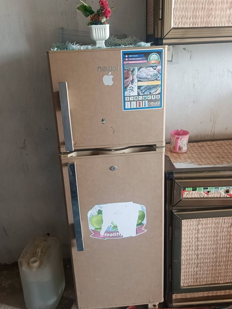 السلام عليكم غراض للبيع عنوان ابو غريب عرب جلوب غيرمتواجد عل فيس***********
