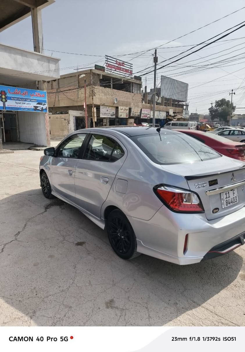 السلام عليكم
للبيع فقط ميراجG4موديل2024
بلاك ادشن تو كلر
ضررها:بسيط جداً مثل ماموضح بالصوره
عداها ناصي:22 الف بدون ايرباكات
تحكمات ستيرن 
تحديد مسار
مانع تصادم
شاشه ابل كاربلاي
مكانها:بغداد
للأستفسار:***********
