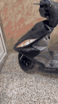 سلام عليكم دراجه جيتي ار لبيع السعر مليون 150وبيه مجال عنواني مدينه الصدر ***********
