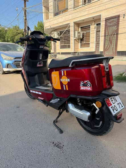 السلام علیکم

دراجة الريان 2025 RAYAN - وحش الكون

بطارية كرافين كاربون جل 35 أمبير / 72 فولت

البطارية 6 مسطره كبير

دراجه نضيفه جدا تاير خلفي جديد أصلي

السعر 950 وبيه مجال

مکان دراجه ساحه الوثبه يم أمانه بغداد قرب من الصدريه

***********
