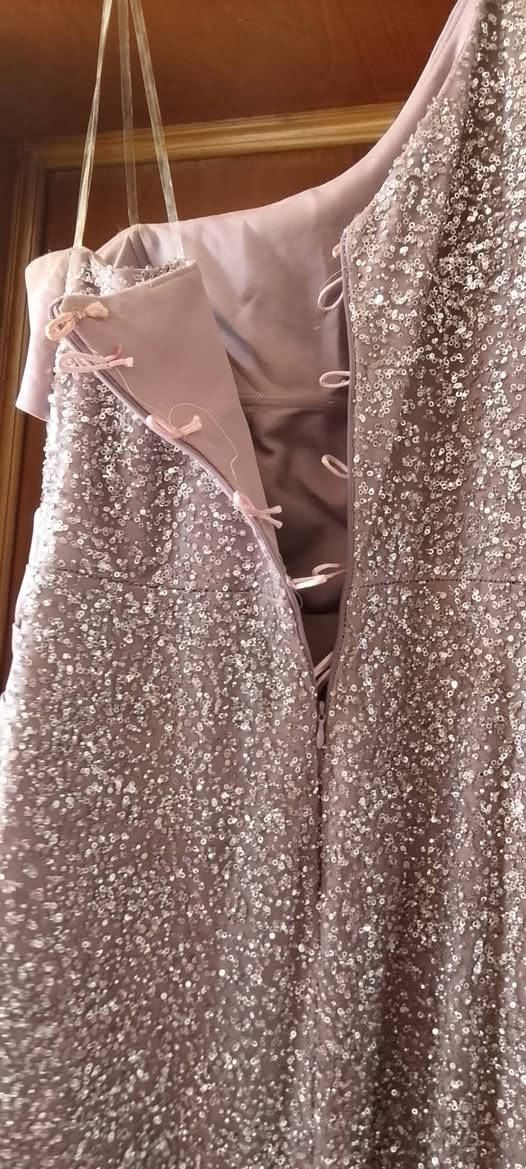 سلام عليكم عندي هذا الفستان للبيع سعره 30 عنوان بغداد الحريه


**إذا كنت صاحب هذا الإعلان وتريد حذفه لأي سبب، رجاءا أرسل رسالة إلى الدعم الفني**