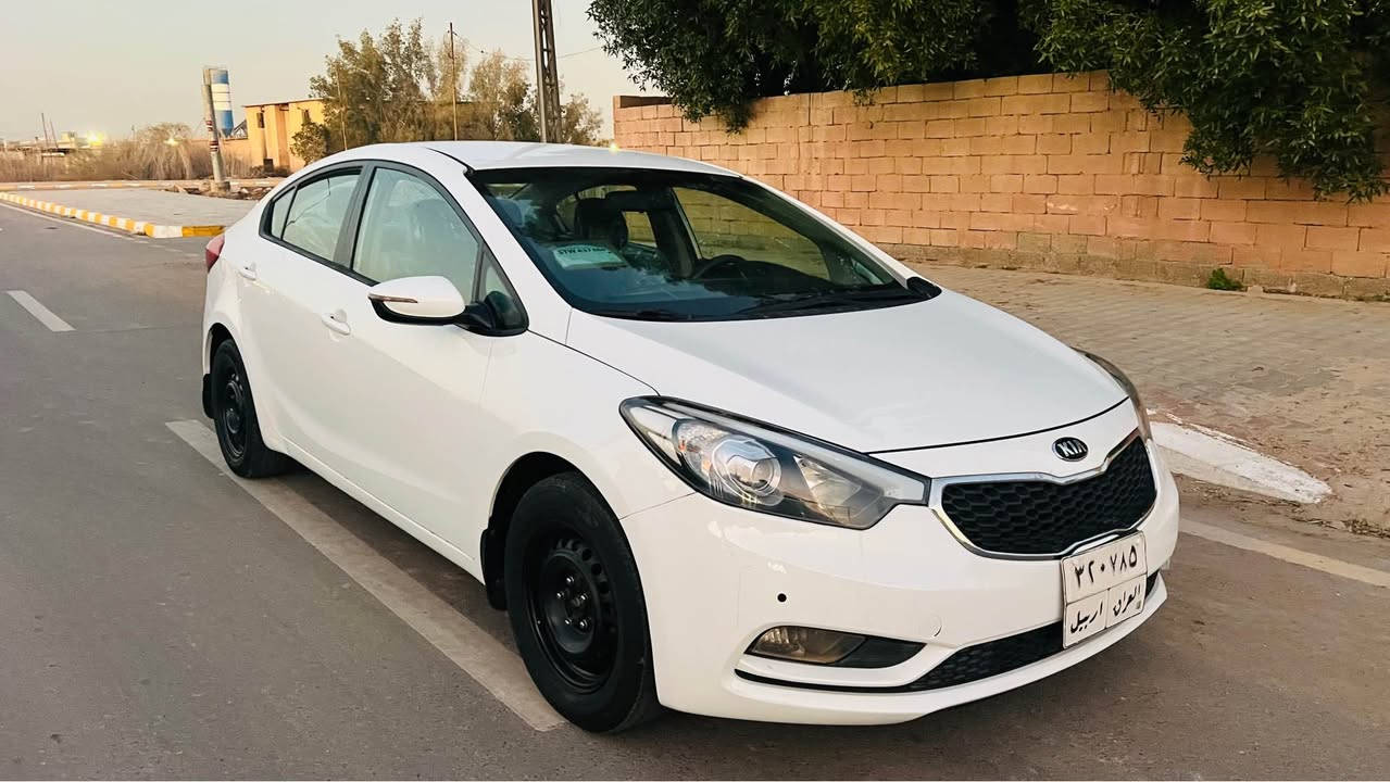 سيراتو للبيع موديل 2013 شكل 14 جاهزة كير محرك تبريد حداديه ماشية 120 الف مواصفات معروفة تريد تحويل تريد وكالة بأسم كردي بيها جاملغ امامي صبغ بدون دواخل وبارد جاملغ خلفي سعر 117 وبيها مجال قليل  *********** مكاني الصويرة بغداد, العراق
